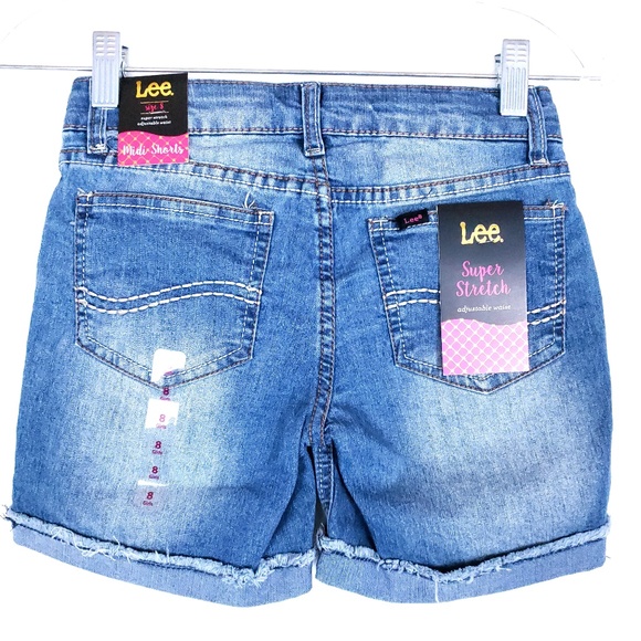 Lee Girls Midi Short Embroidered Flower Hummingbirds Color Blue Size 8 - NWT - Picture 4 of 6